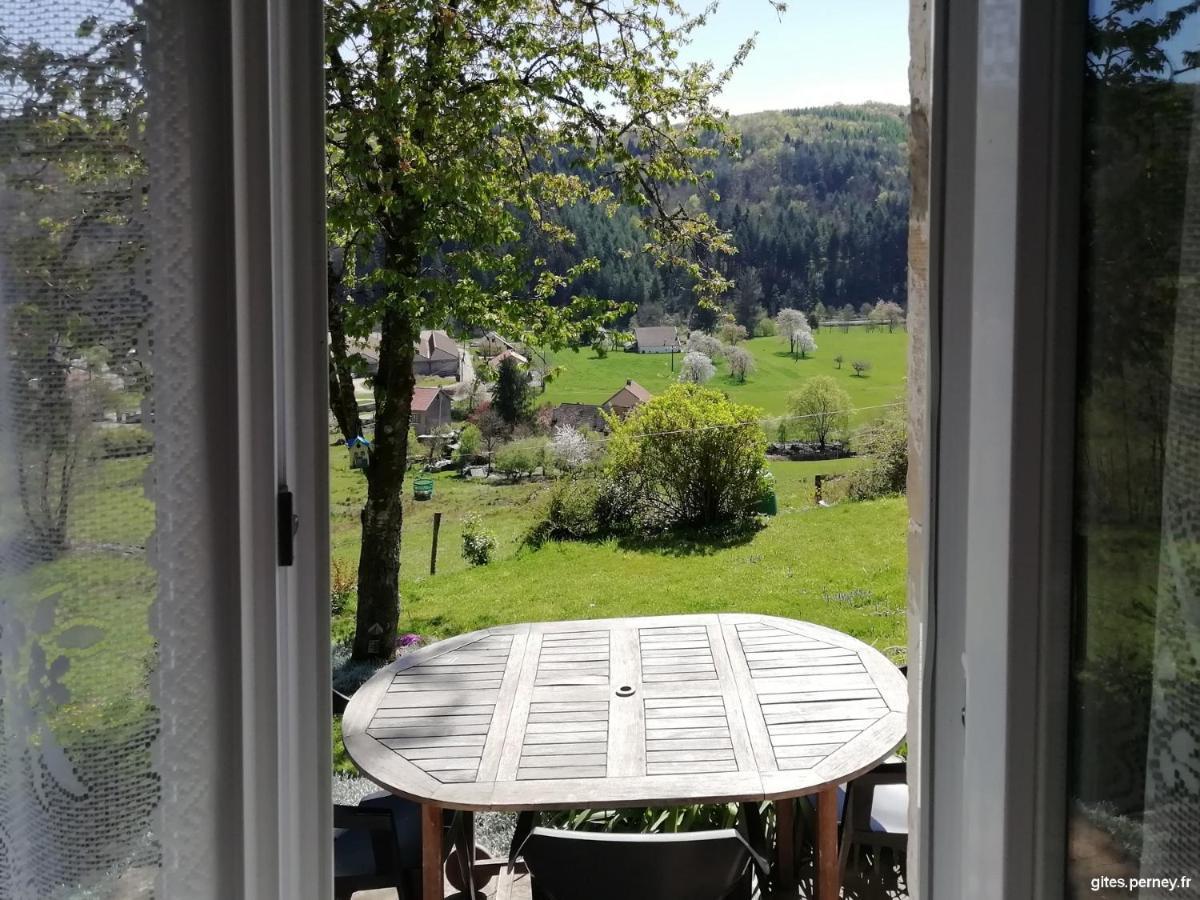 Gite Rural Les Maires D'Avaux Saint-Bresson 外观 照片