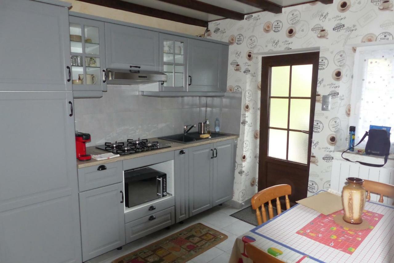 Gite Rural Les Maires D'Avaux Saint-Bresson 外观 照片